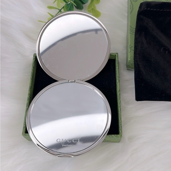 NIB Gucci GG silver compact mirror - Picture 3 of 5